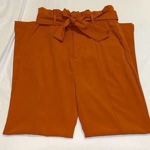 Lulus Paper Bag Waist Tie Front Pants. Size Medium.